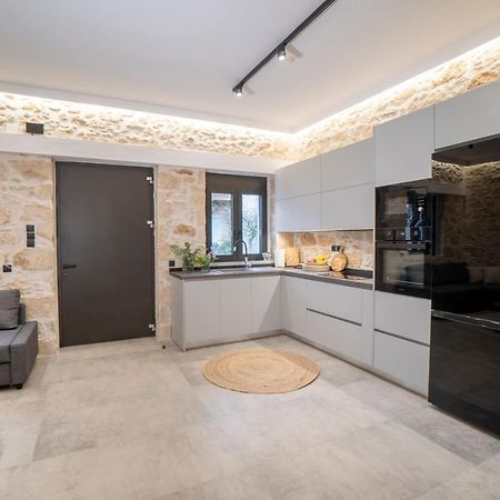 Flor28 Stone House Apartment Heraklion  Bagian luar foto