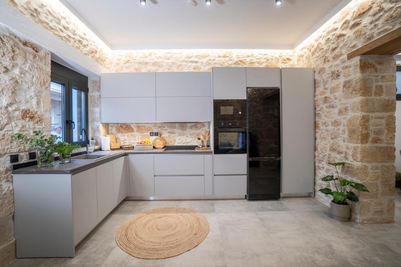 Flor28 Stone House Apartment Heraklion  Bagian luar foto